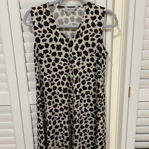 La Mer Luxe Leopard Print V Neck Sleeveless Dress